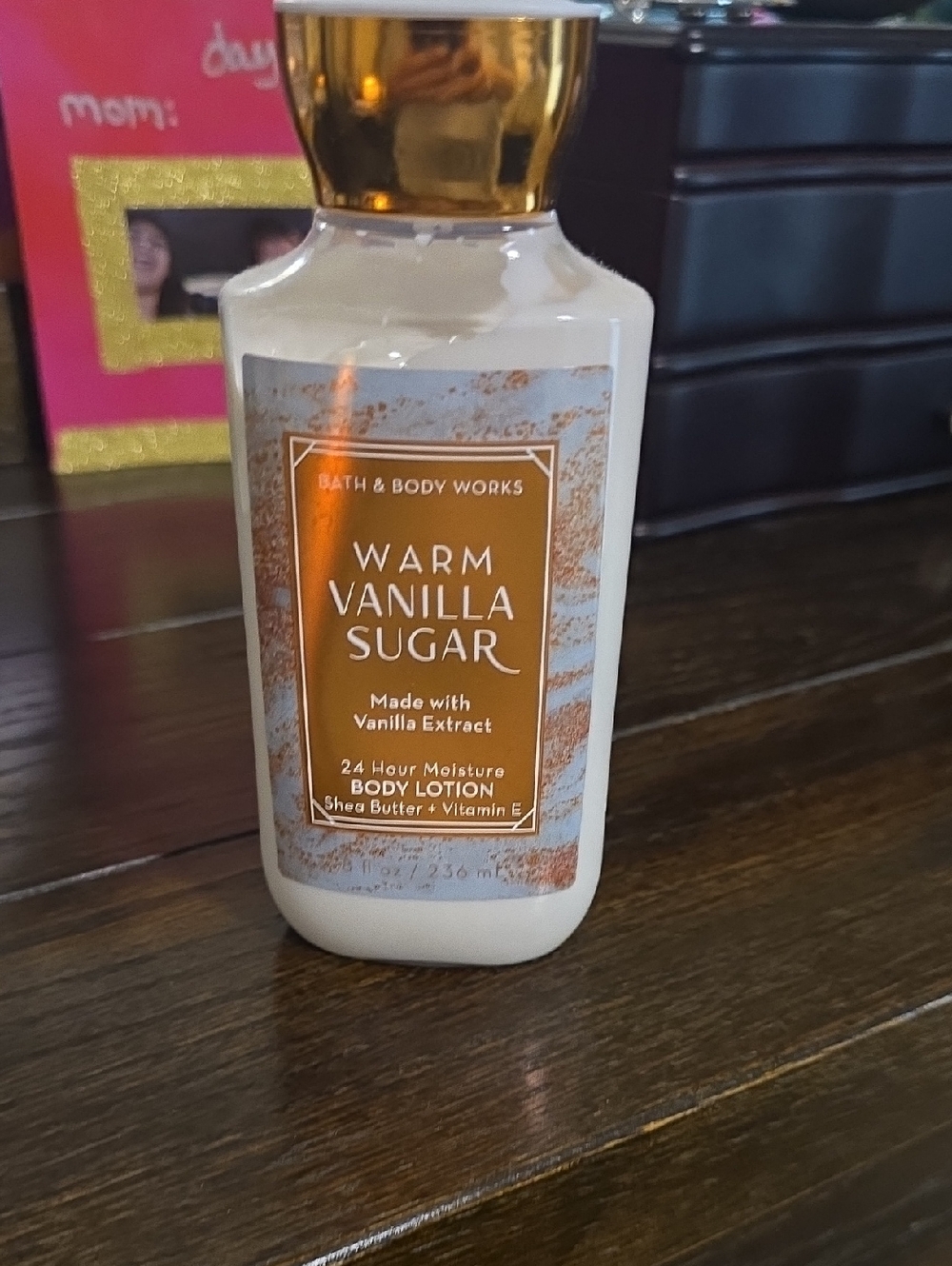 Bath & Body Works Warm Vanilla Sugar Body Lotion - Cream & Gold Accents